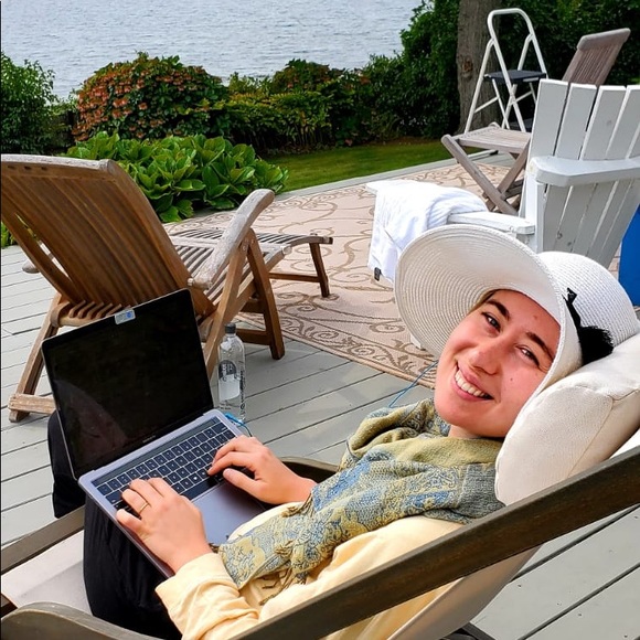 Meet your Posher, Isabel - Picture 2 of 4